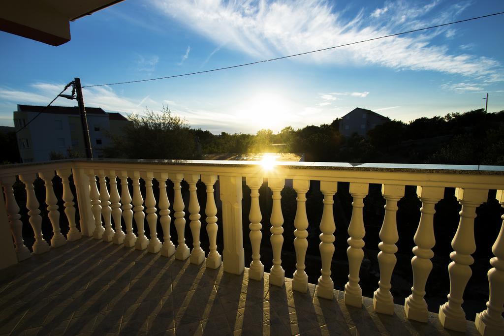 Apartments Zile ستاريغغاد باكلينتسا الغرفة الصورة